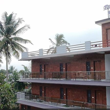 Dolphin Enclave Service Studio Apartments Kalpatta Ngoại thất bức ảnh