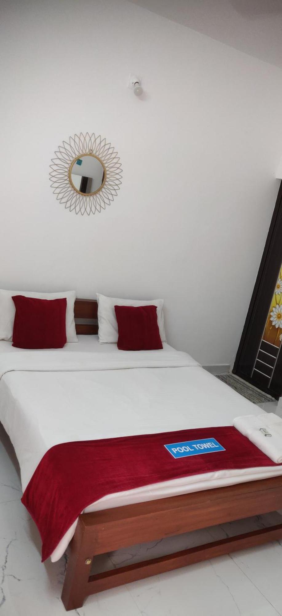 Dolphin Enclave Service Studio Apartments Kalpatta Ngoại thất bức ảnh
