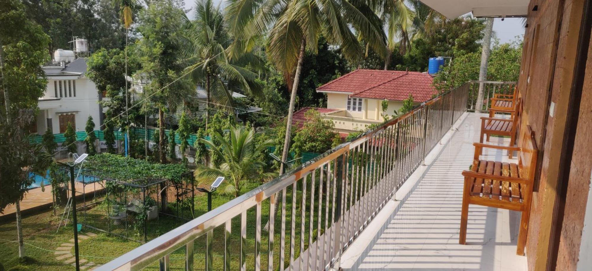 Dolphin Enclave Service Studio Apartments Kalpatta Ngoại thất bức ảnh