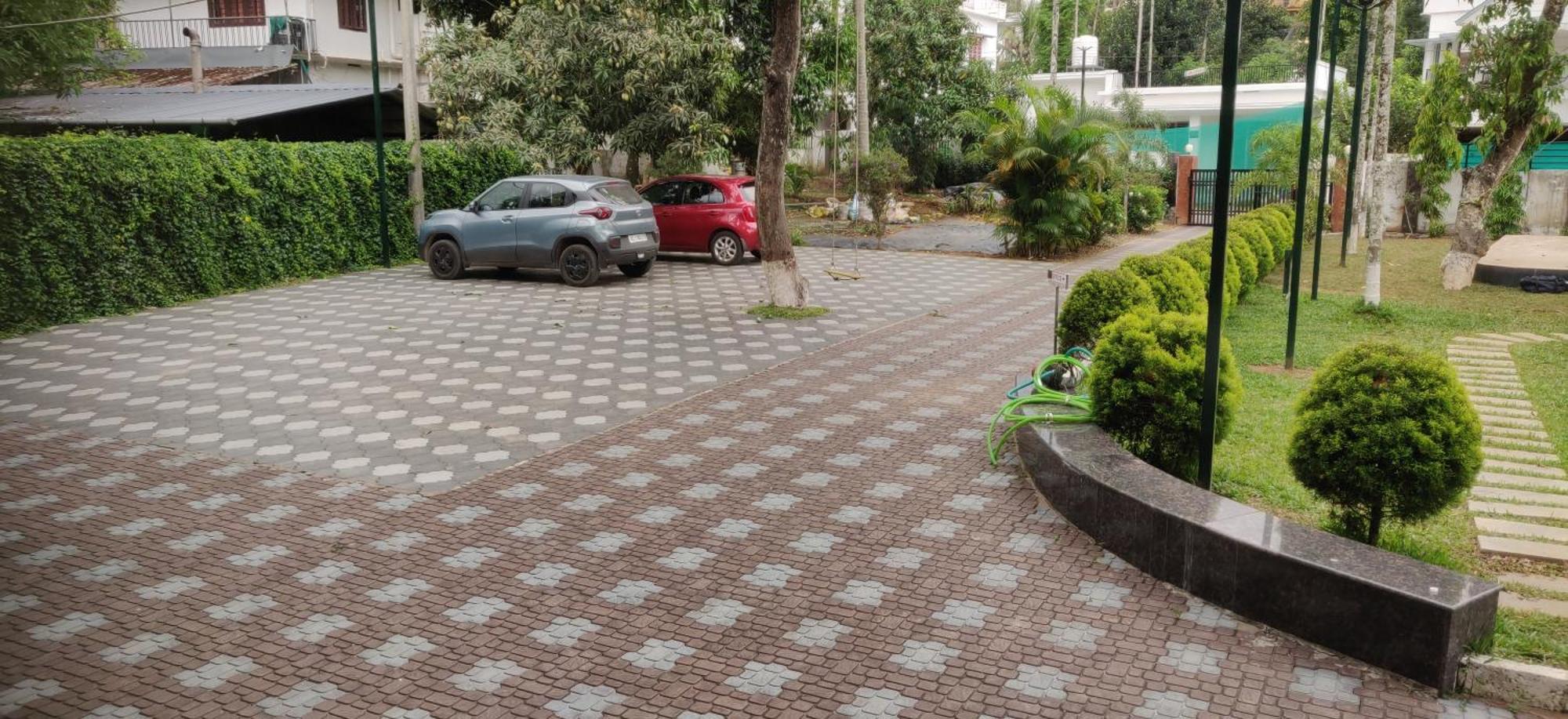 Dolphin Enclave Service Studio Apartments Kalpatta Ngoại thất bức ảnh